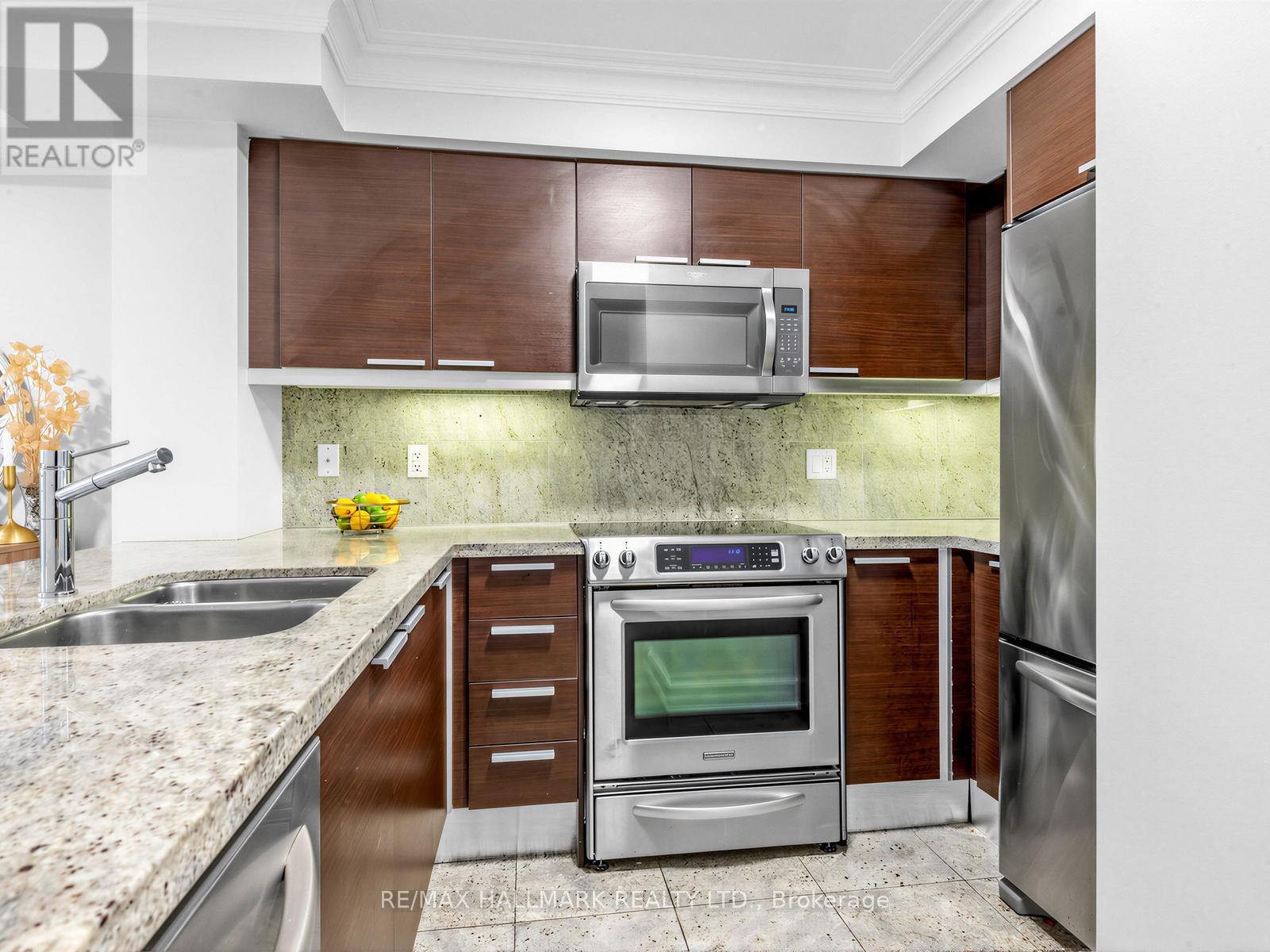 215 - 650 Sheppard Avenue E, Toronto, Ontario  M2K 3E4 - Photo 7 - C13222072