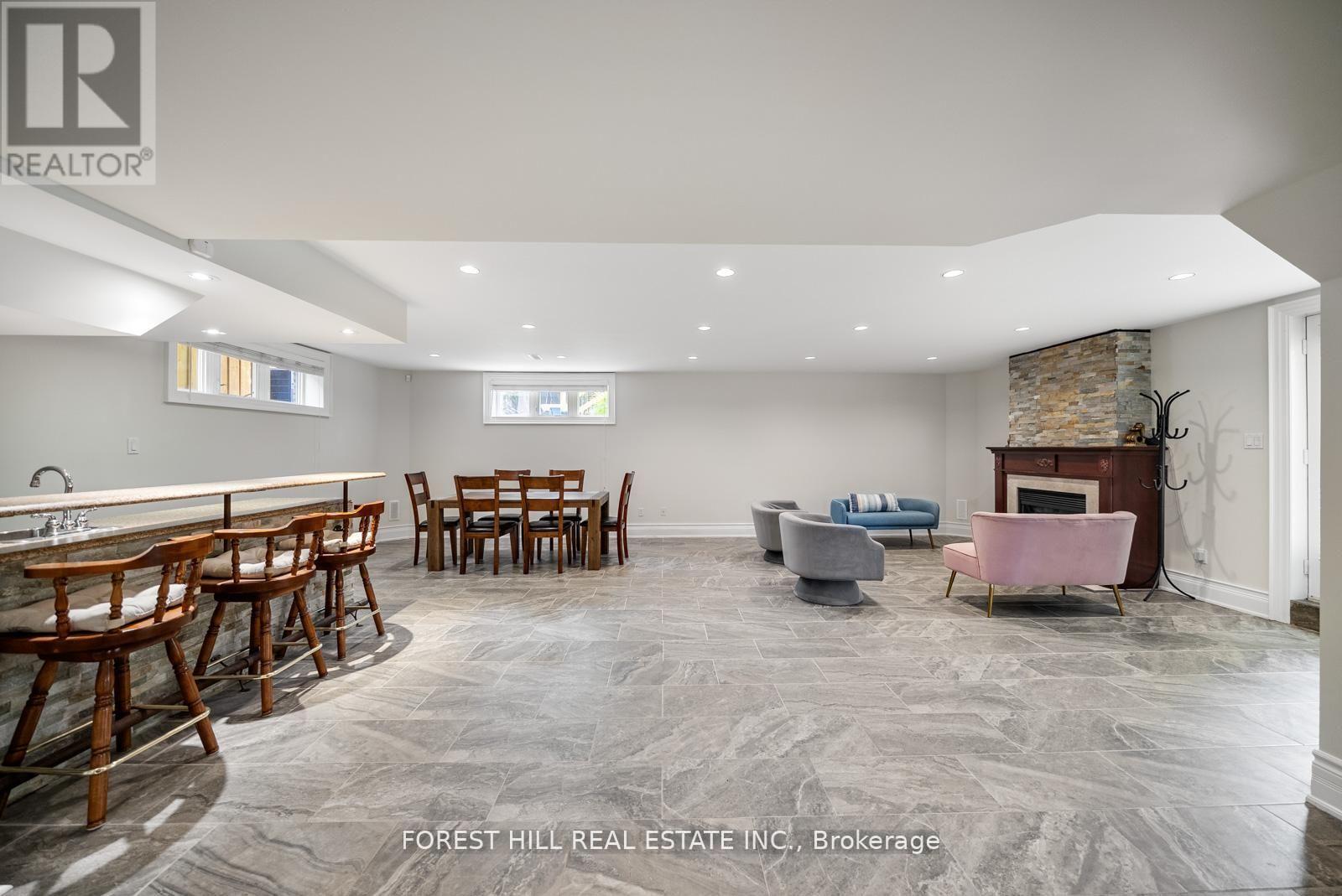 109 Dell Park Avenue, Toronto, Ontario  M6B 2V2 - Photo 42 - C13222132