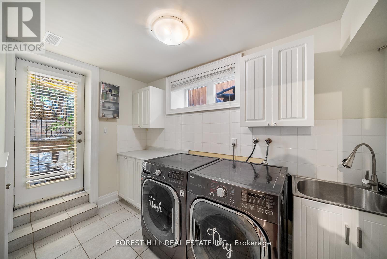 109 Dell Park Avenue, Toronto, Ontario  M6B 2V2 - Photo 44 - C13222132