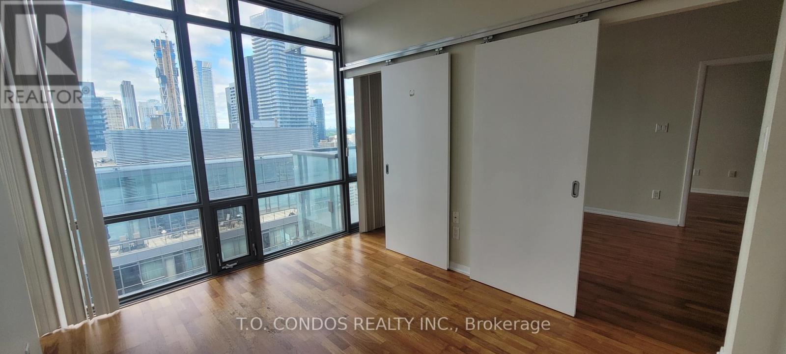 3801 - 38 Grenville Street, Toronto, Ontario  M4Y 1A5 - Photo 8 - C13222146
