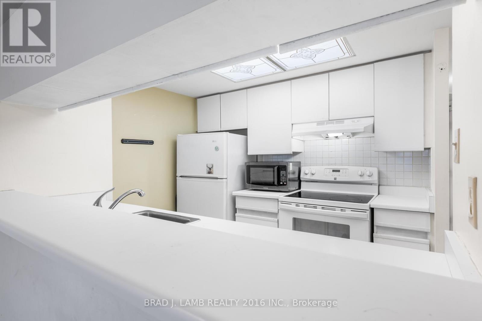 2709 - 1001 Bay Street, Toronto, Ontario  M5S 3A6 - Photo 15 - C13222230