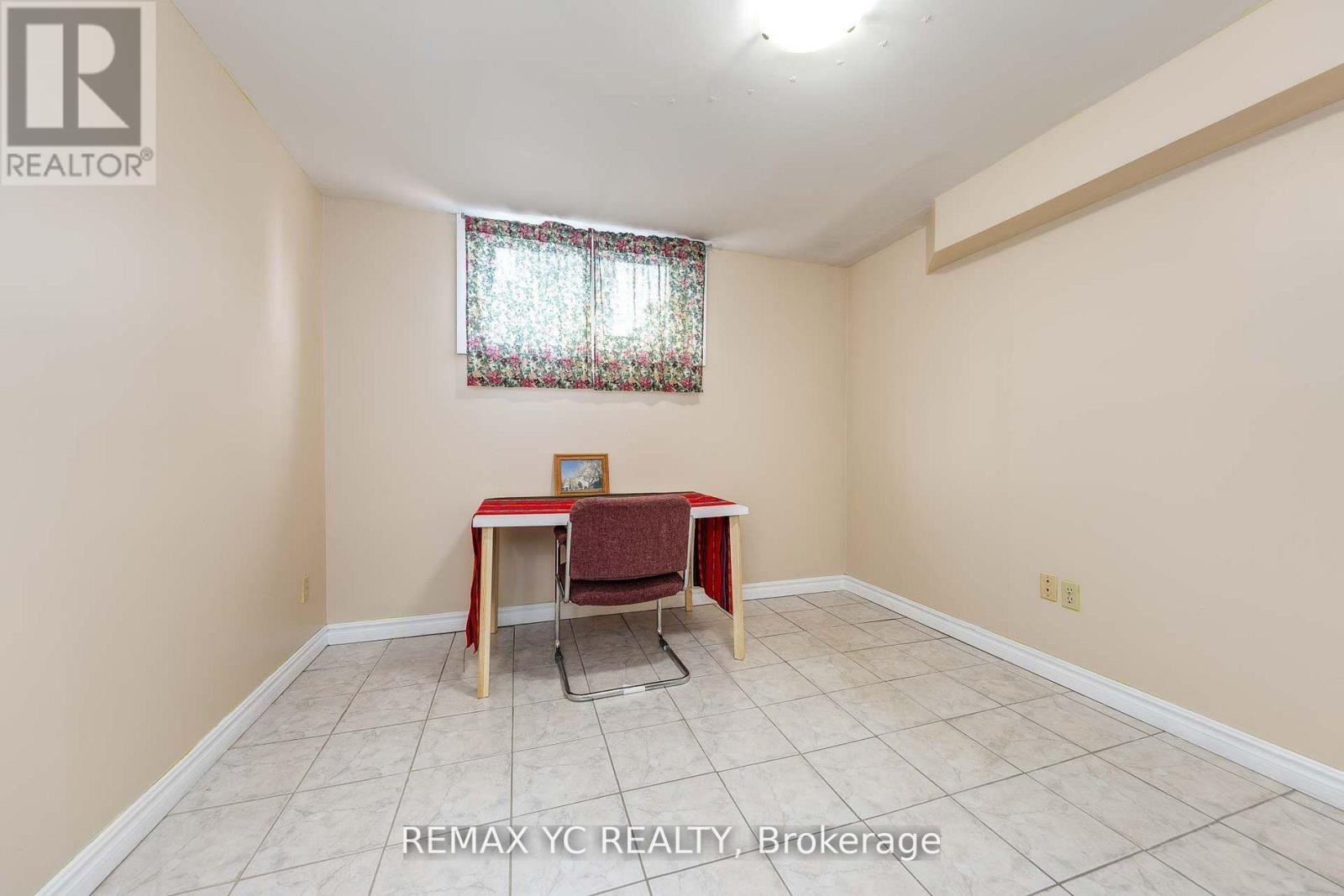 18 Mullet Road, Toronto, Ontario  M2M 2A6 - Photo 40 - C13222236