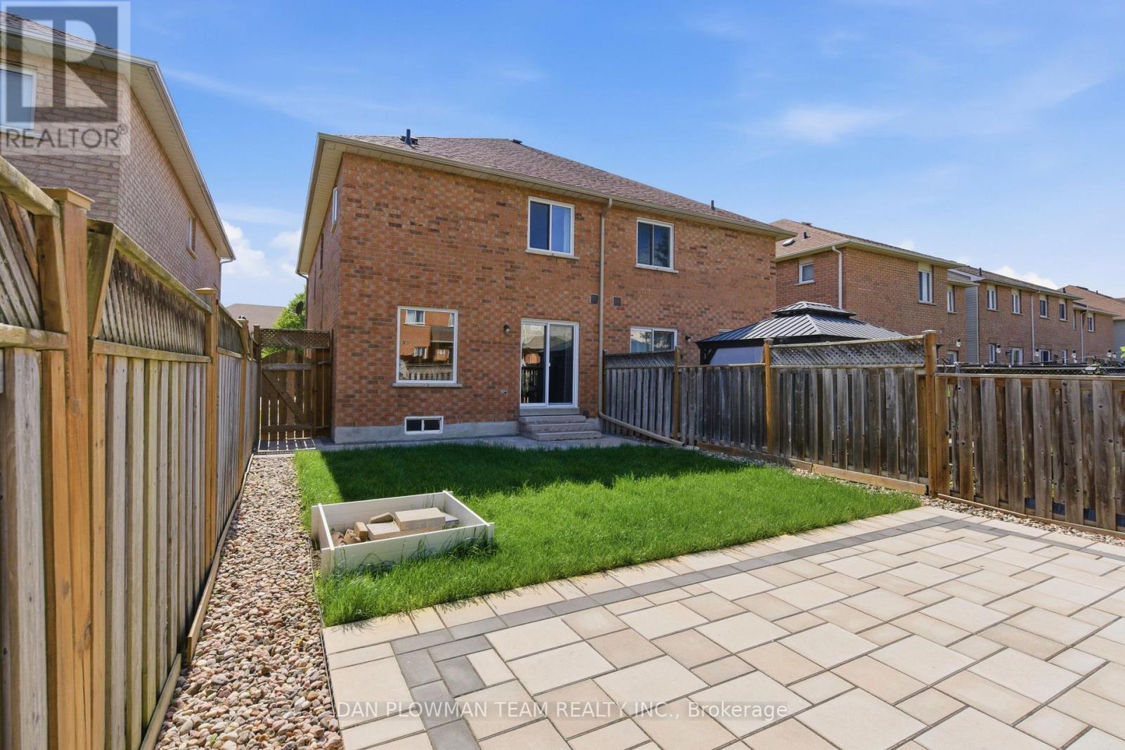 19 Davidson Street, Whitby, Ontario  L1P 1V9 - Photo 27 - E13222140