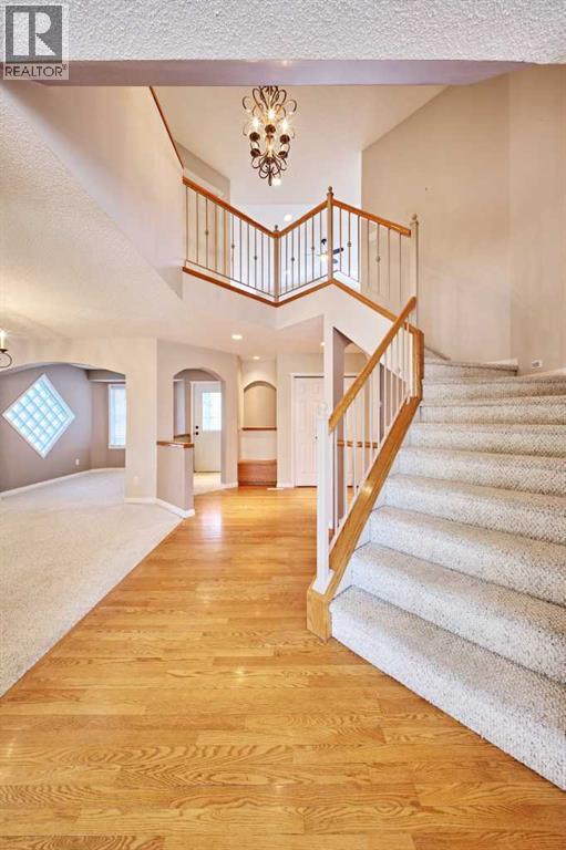 805 Panorama Hills Drive Nw, Calgary, Alberta  T3k 4x4 - Photo 18 - A2303417