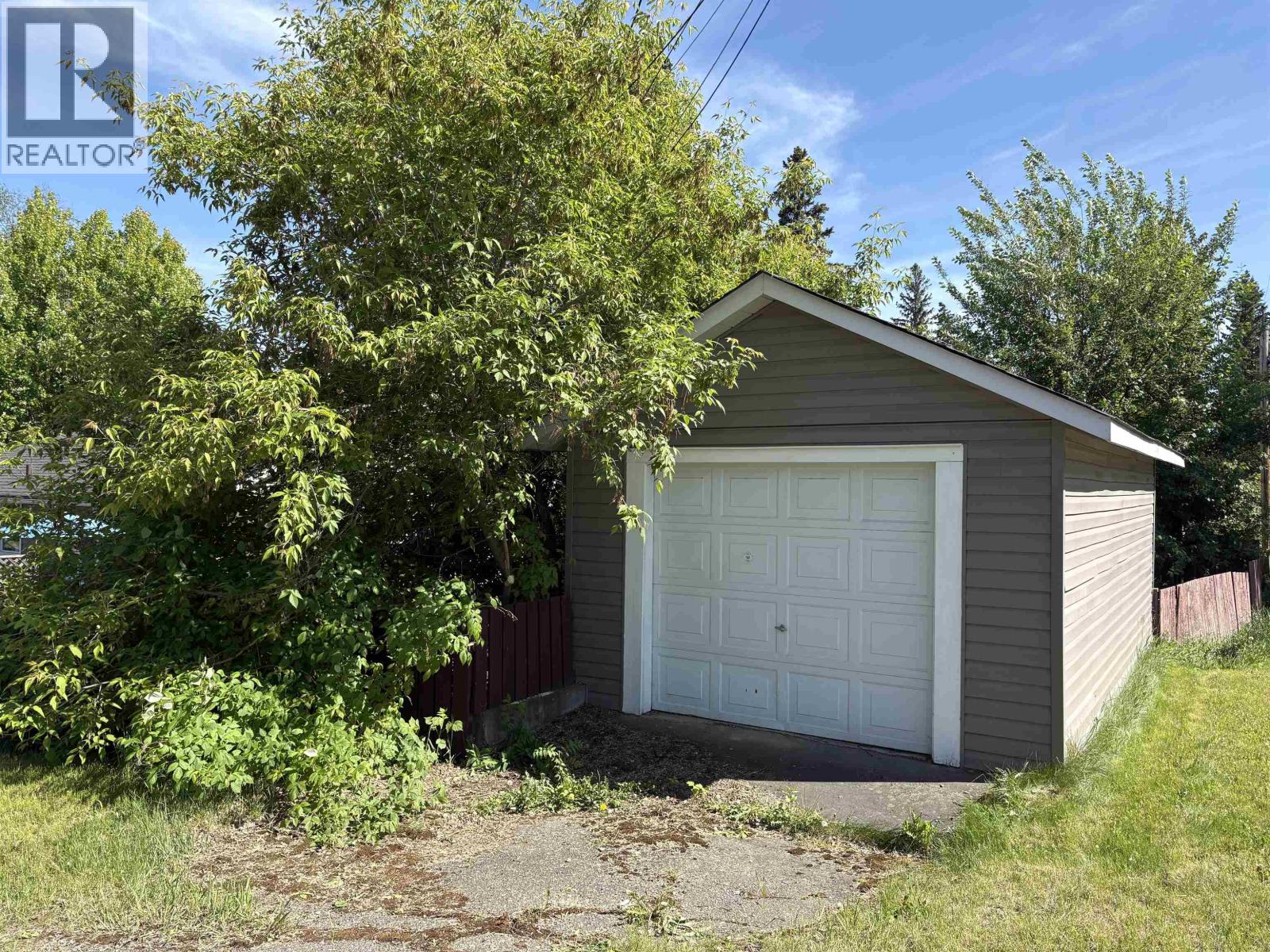 1505 Hemlock Street, Prince George, British Columbia  V2L 1H8 - Photo 23 - R3130136