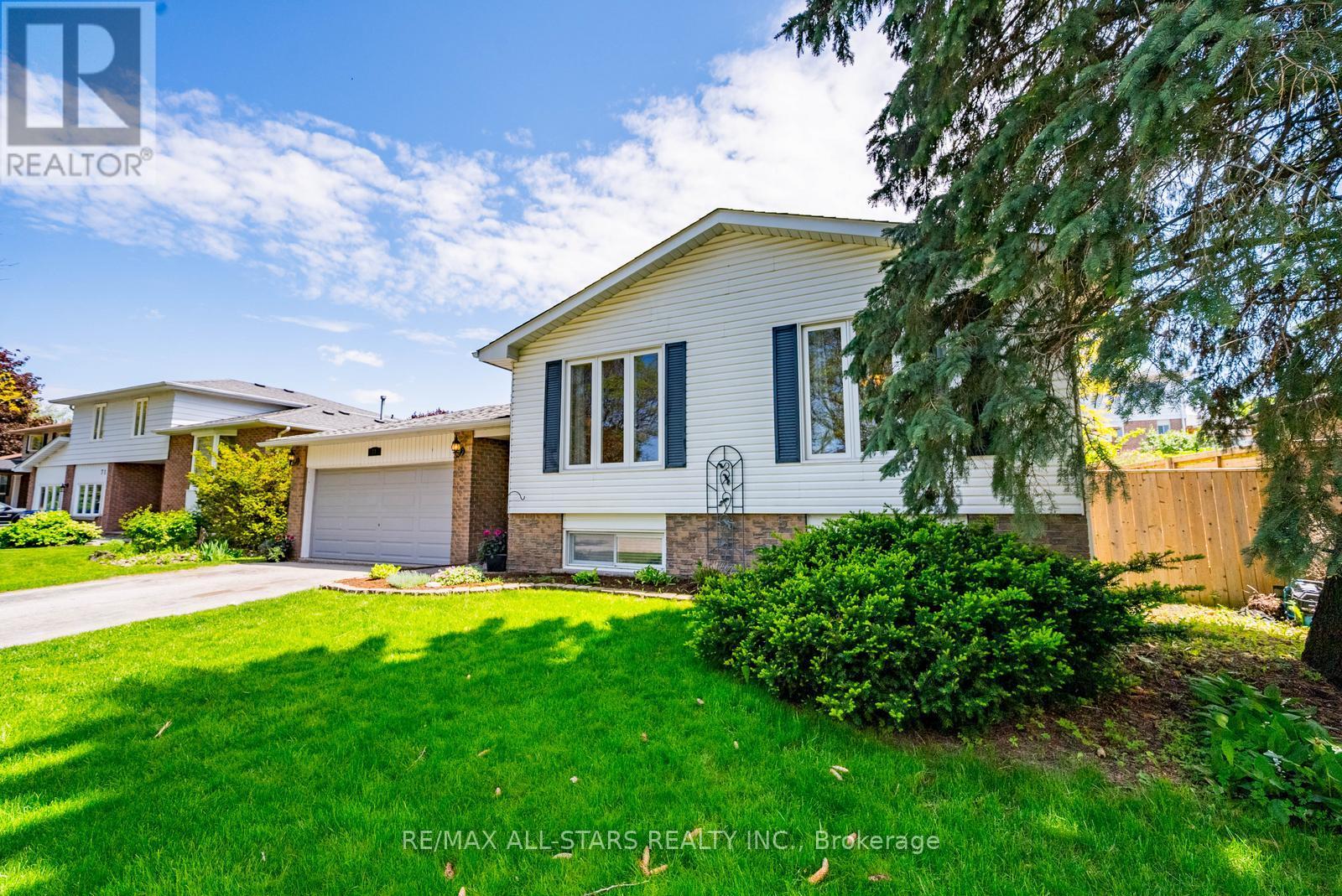 77 Dorman Drive, Whitchurch-Stouffville, Ontario  L4A 5Z7 - Photo 4 - N13221866