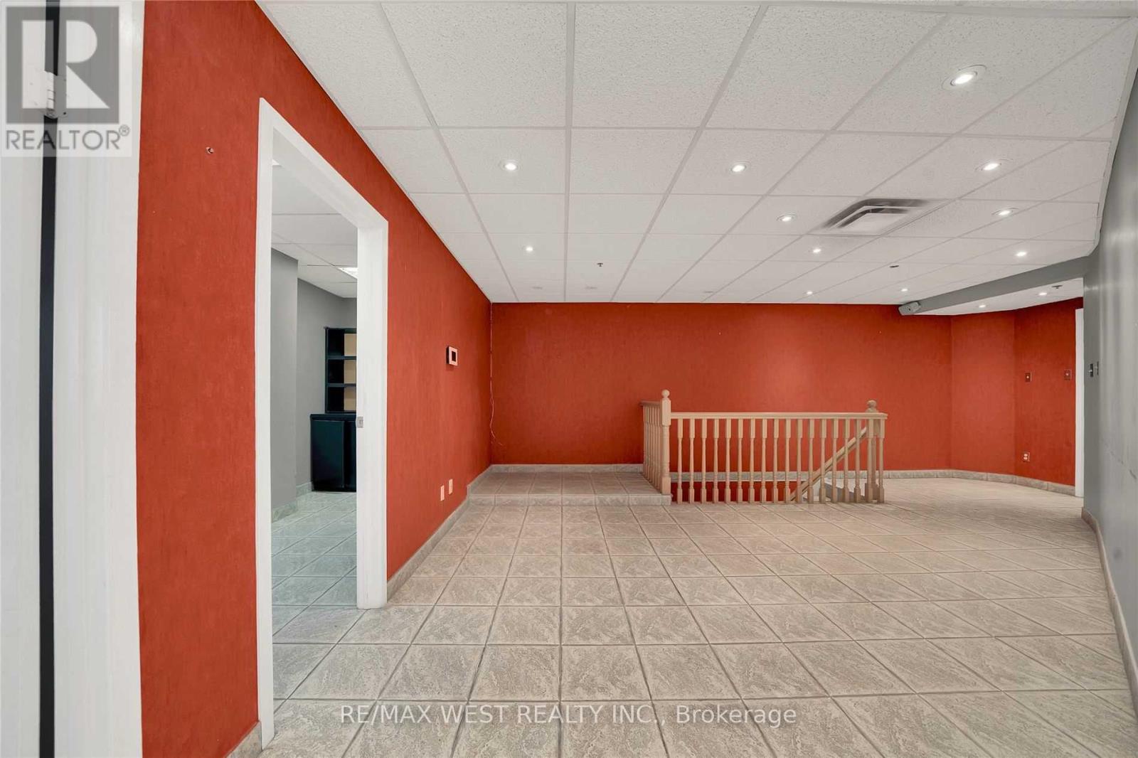 4b - 133 Regina Road, Vaughan, Ontario  L4L 8L9 - Photo 10 - N13221956