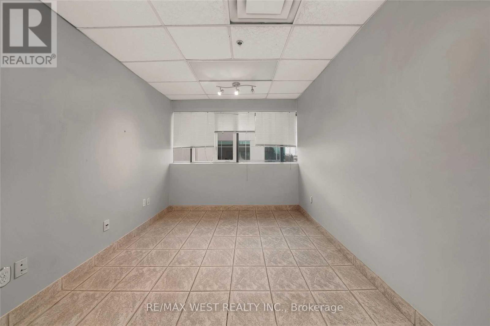 4b - 133 Regina Road, Vaughan, Ontario  L4L 8L9 - Photo 14 - N13221956