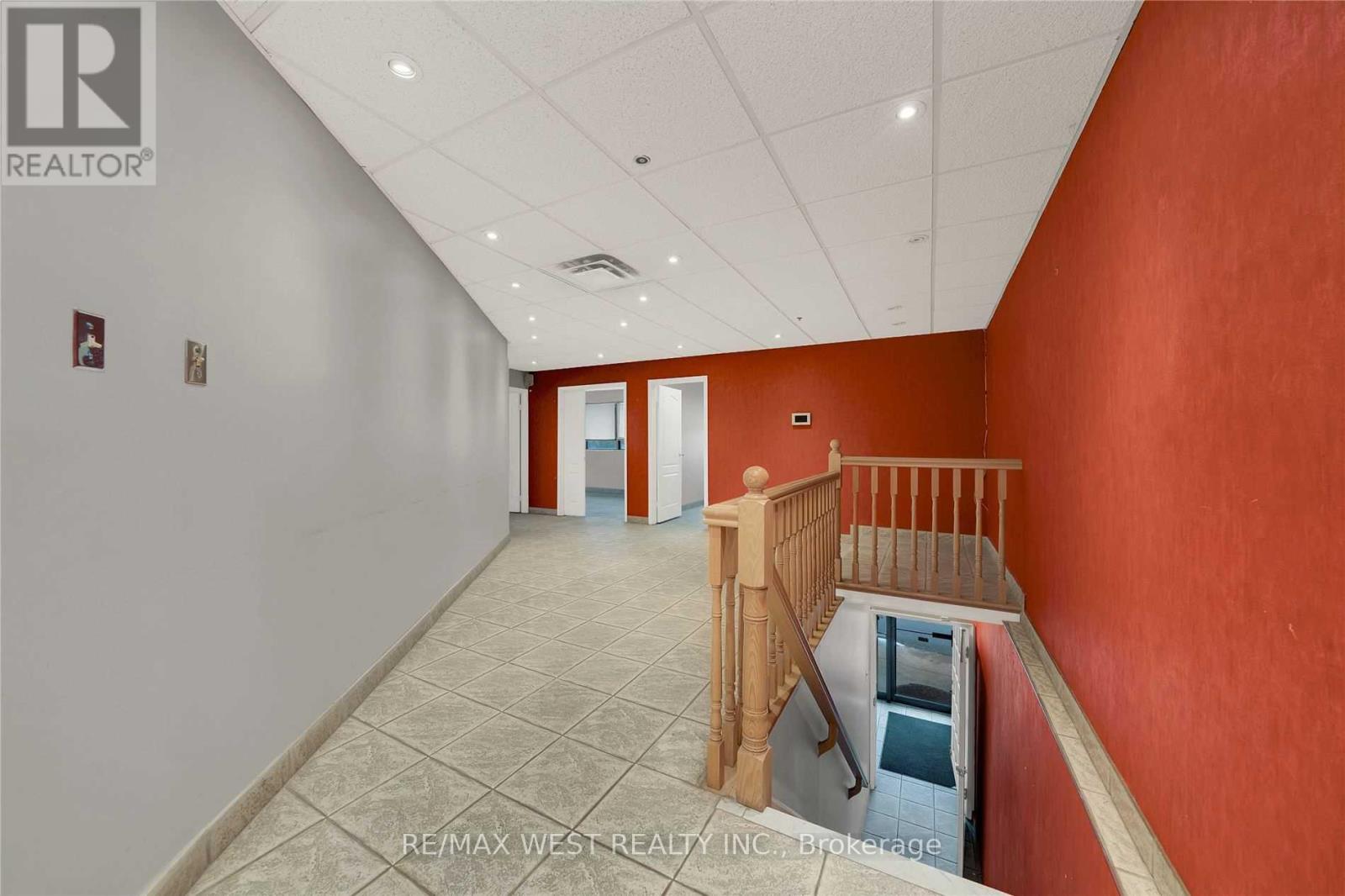 4b - 133 Regina Road, Vaughan, Ontario  L4L 8L9 - Photo 5 - N13221956