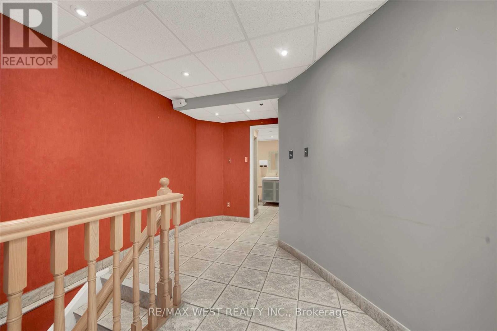 4b - 133 Regina Road, Vaughan, Ontario  L4L 8L9 - Photo 8 - N13221956