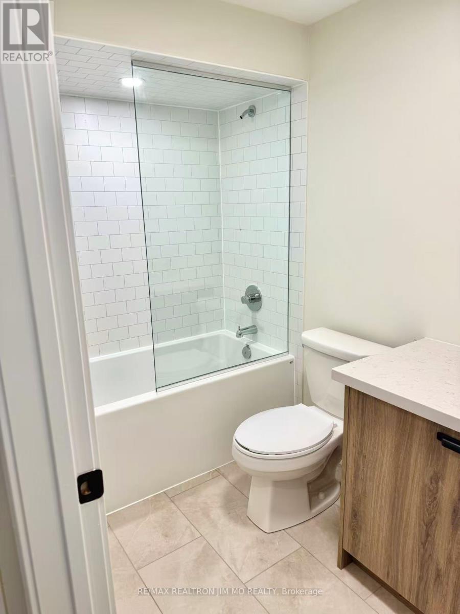 109 Matawin Lane, Richmond Hill, Ontario  L4B 0H7 - Photo 14 - N13222088