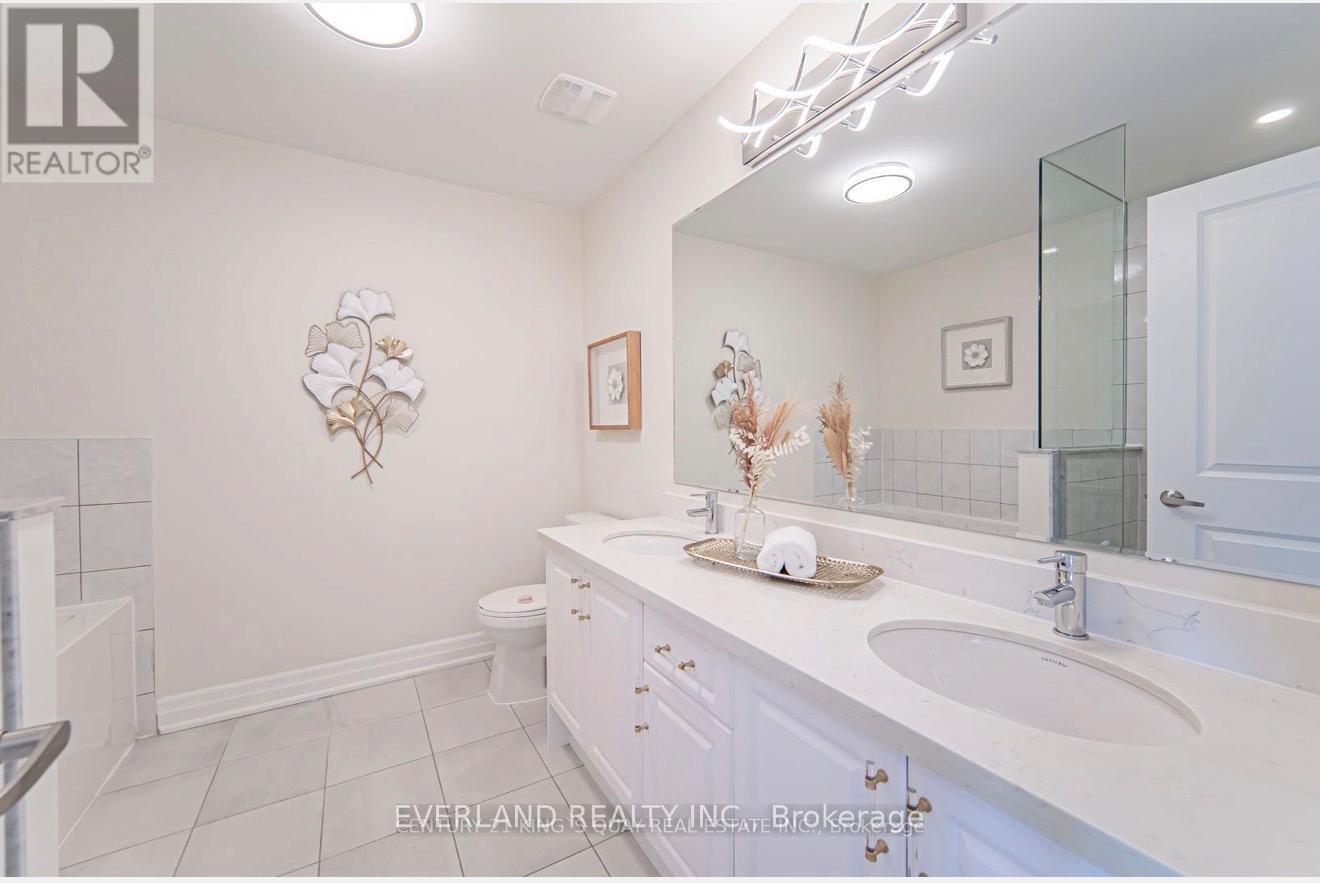3 William Russell Lane, Richmond Hill, Ontario  L4C 5S6 - Photo 12 - N13222108