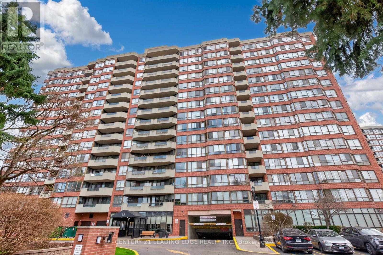 1011 - 33 Weldrick Road E, Richmond Hill, Ontario  L4C 8W4 - Photo 2 - N13222118