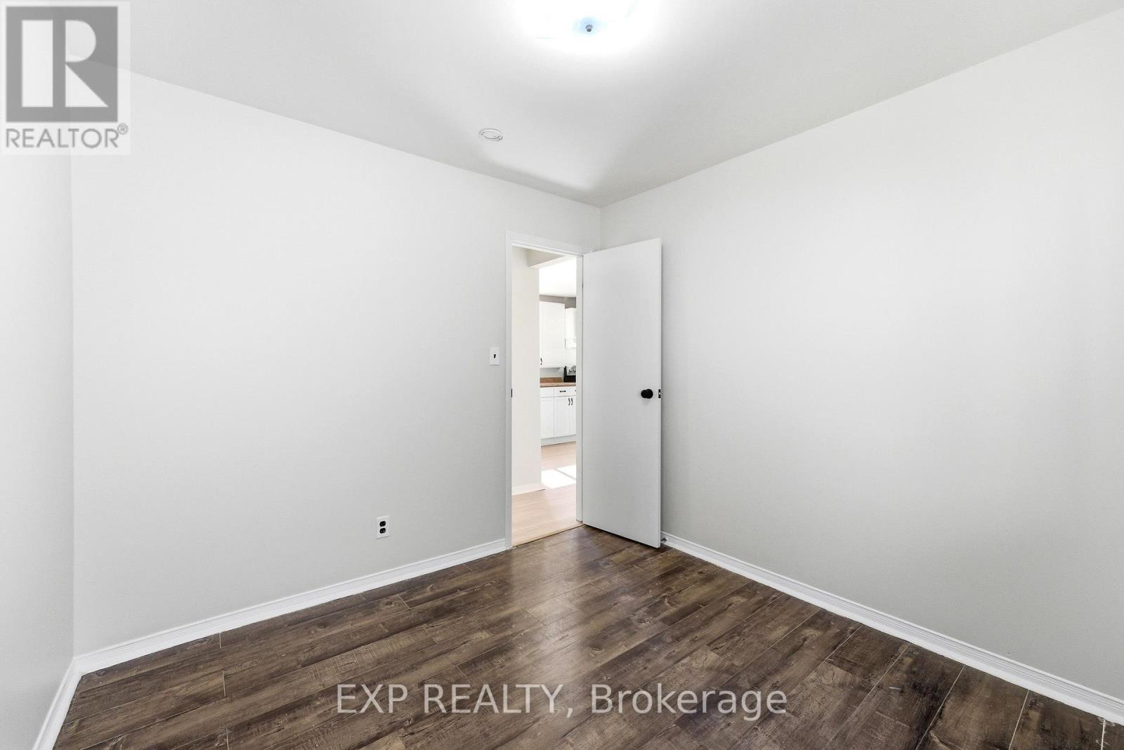 217 Bayview Avenue, Georgina, Ontario  L4P 2T3 - Photo 20 - N13222156