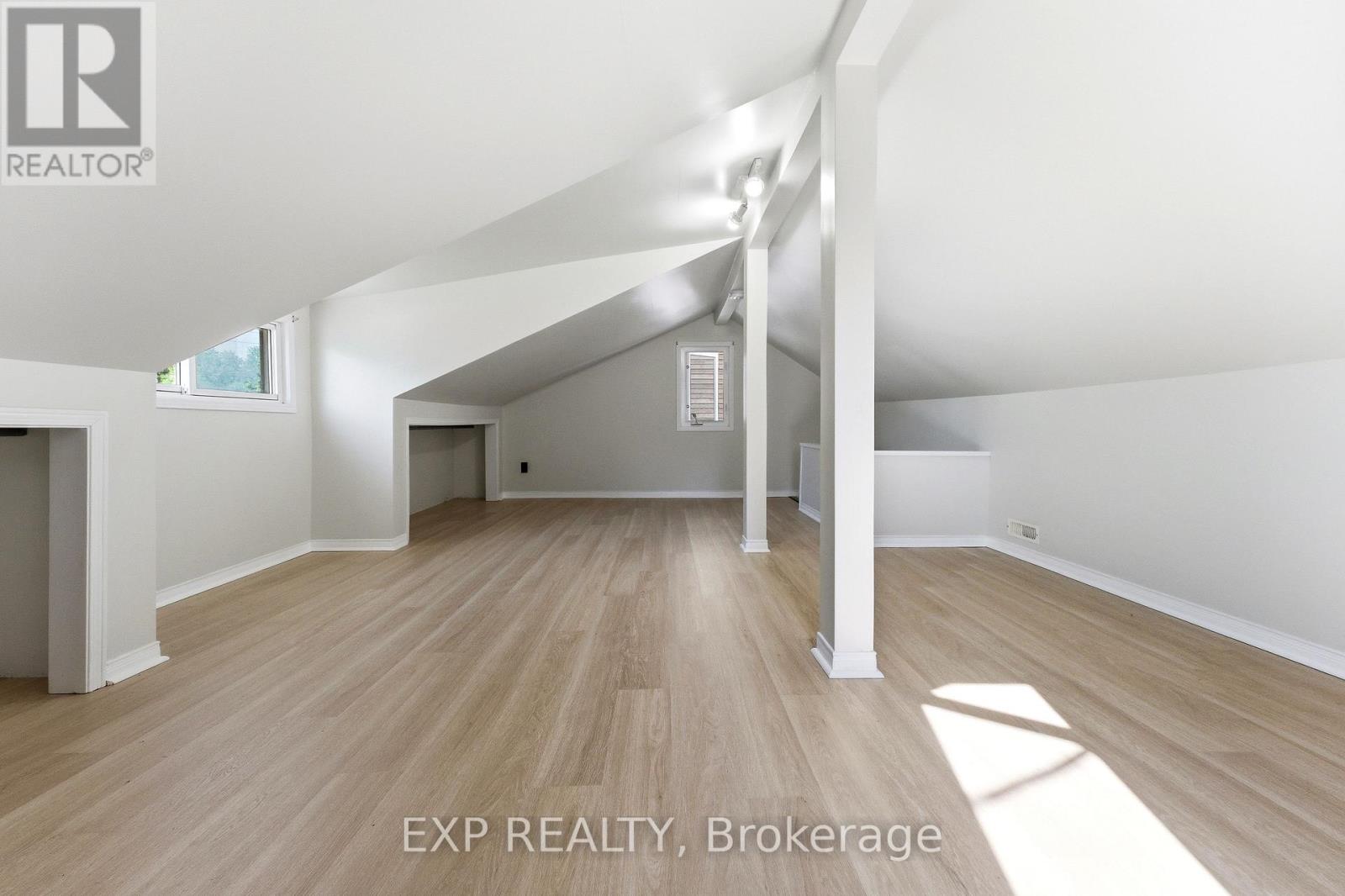 217 Bayview Avenue, Georgina, Ontario  L4P 2T3 - Photo 30 - N13222156
