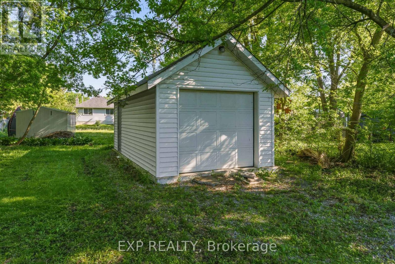 217 Bayview Avenue, Georgina, Ontario  L4P 2T3 - Photo 39 - N13222156