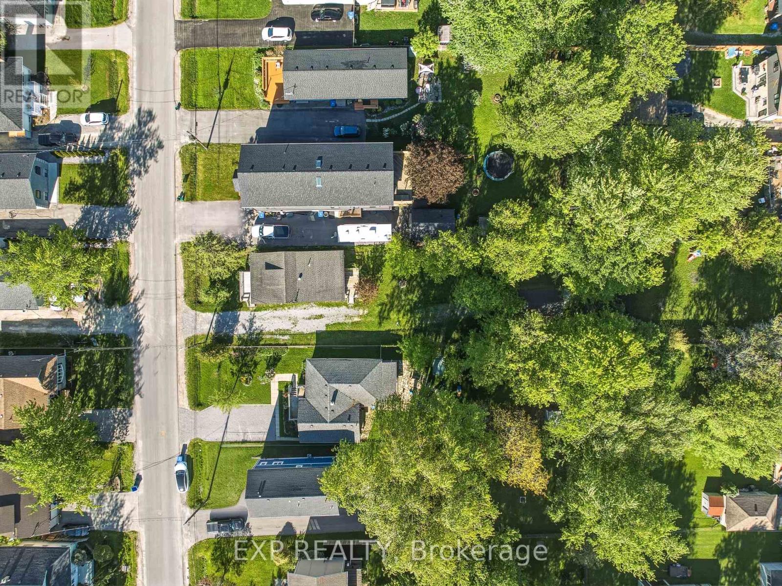 217 Bayview Avenue, Georgina, Ontario  L4P 2T3 - Photo 45 - N13222156