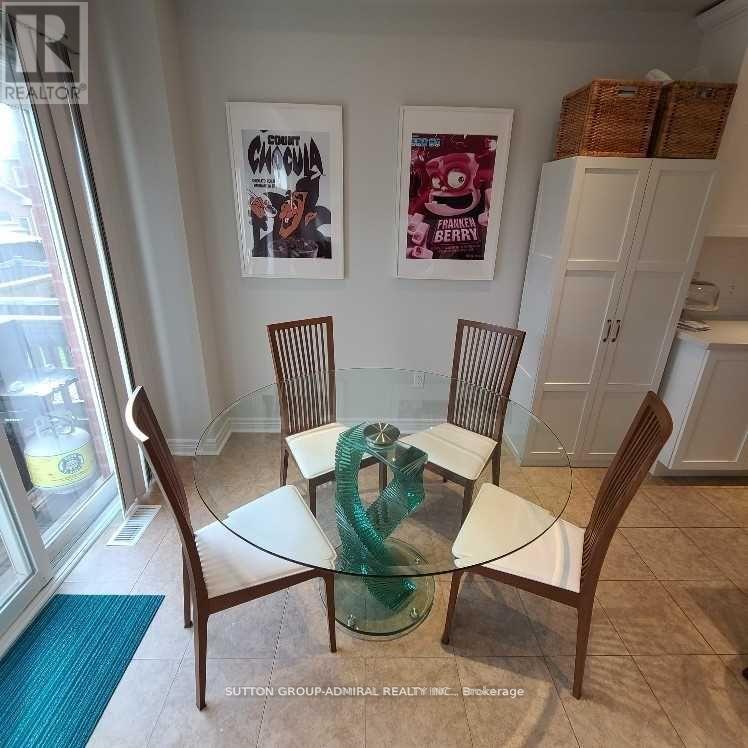 111 Maple Valley Road, Vaughan, Ontario  L6A 0Y1 - Photo 10 - N13222158