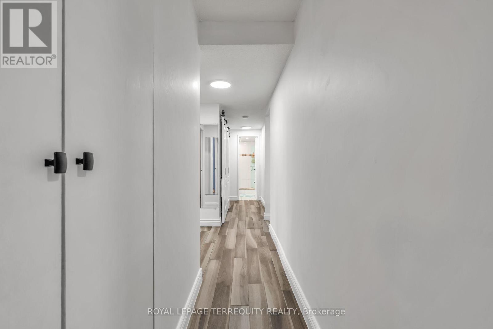 410 - 812 Burnhamthorpe Road, Toronto, Ontario  M9C 4W1 - Photo 18 - W12771472