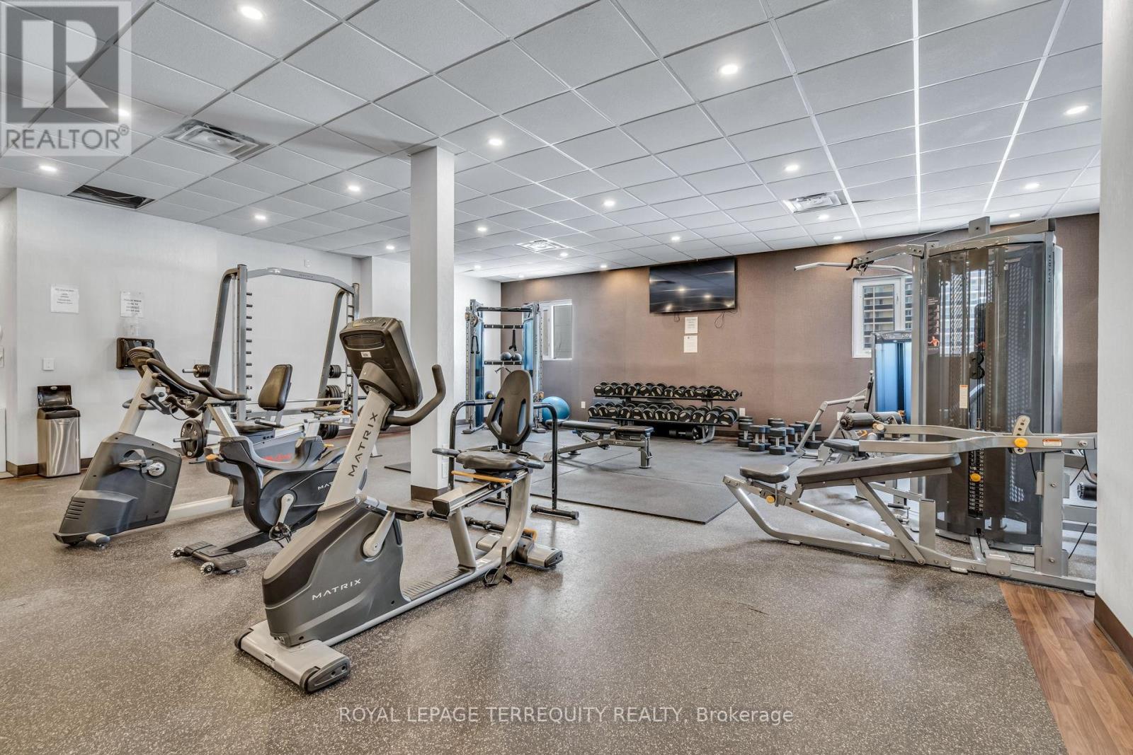 410 - 812 Burnhamthorpe Road, Toronto, Ontario  M9C 4W1 - Photo 29 - W12771472