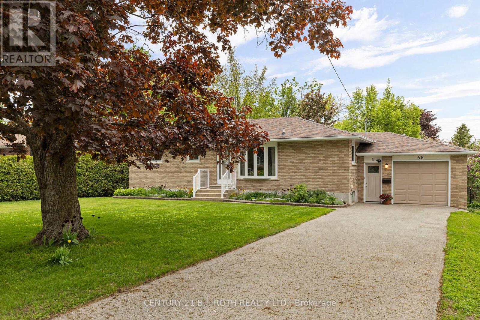 68 Fourth Street, Orillia, Ontario  L3V 4B8 - Photo 2 - S13222120