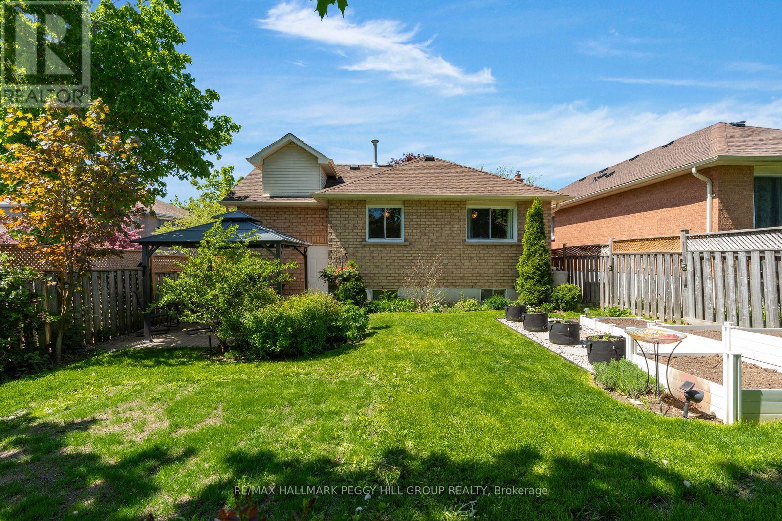5 Barwick Drive, Barrie, Ontario  L4N 6Z7 - Photo 16 - S13222200
