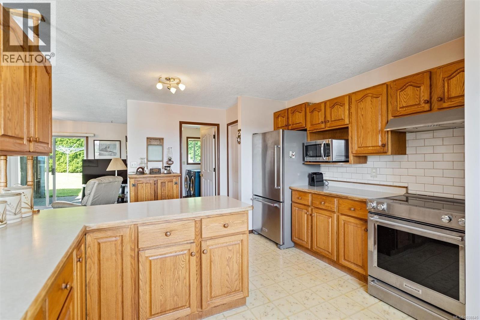 6538 Bella Vista Dr, Central Saanich, British Columbia  V8Z 6X1 - Photo 16 - 1038845