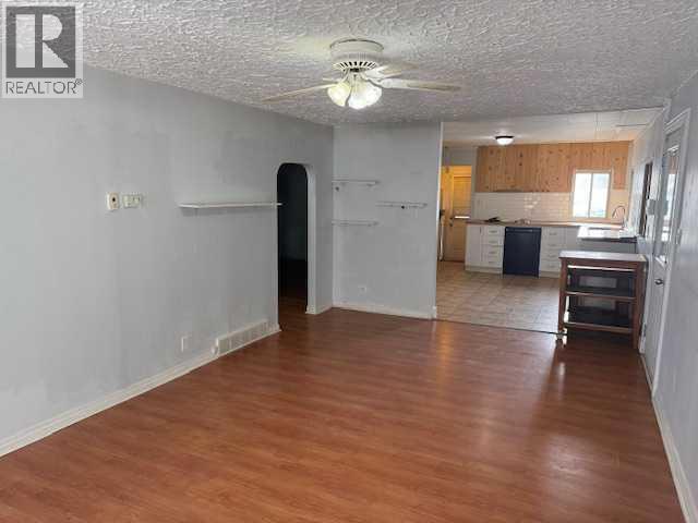 899 3 Avenue W, Drumheller, Alberta  T0J 0Y3 - Photo 9 - A2291328