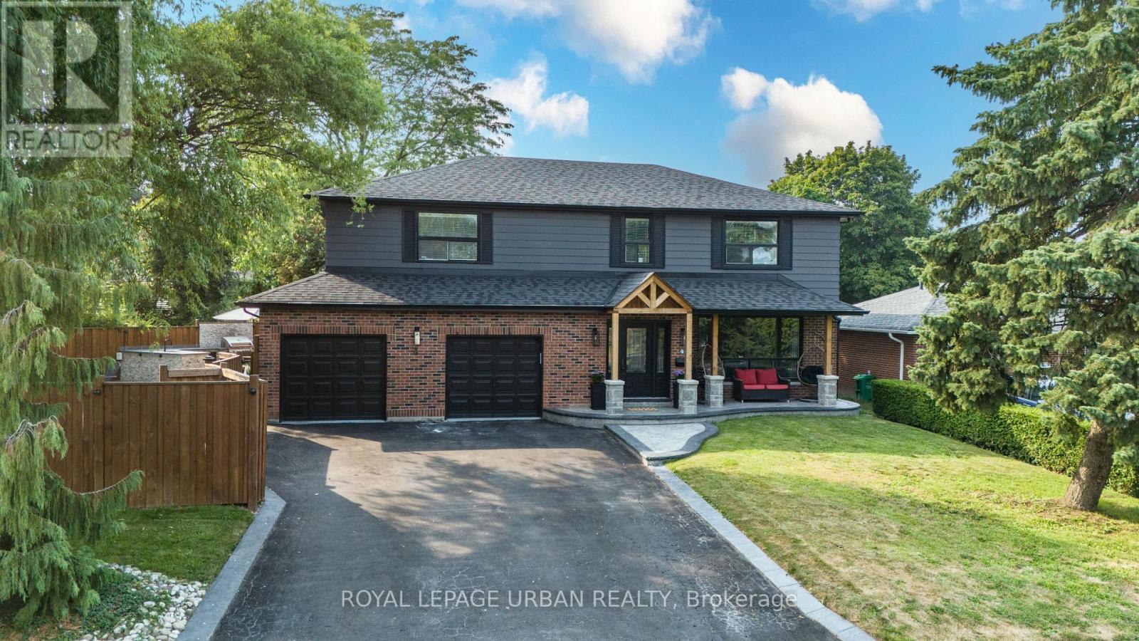 4 DEERFIELD CRESCENT, Brampton, Ontario