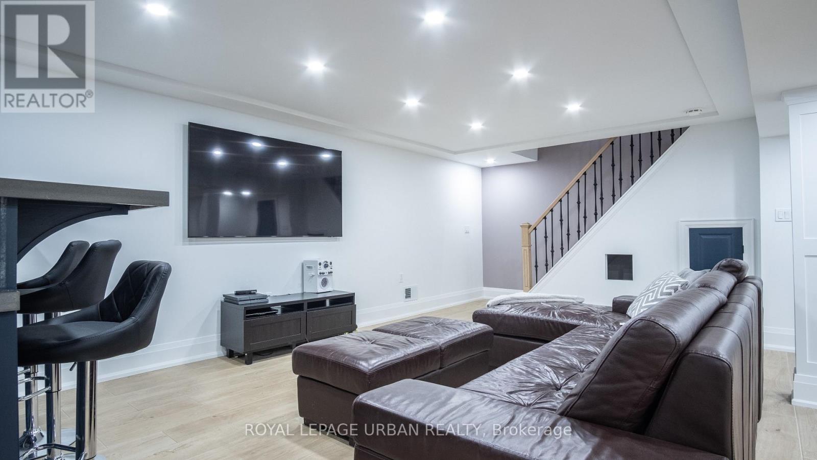 4 Deerfield Crescent, Brampton, Ontario  L6T 1K6 - Photo 38 - W13221844