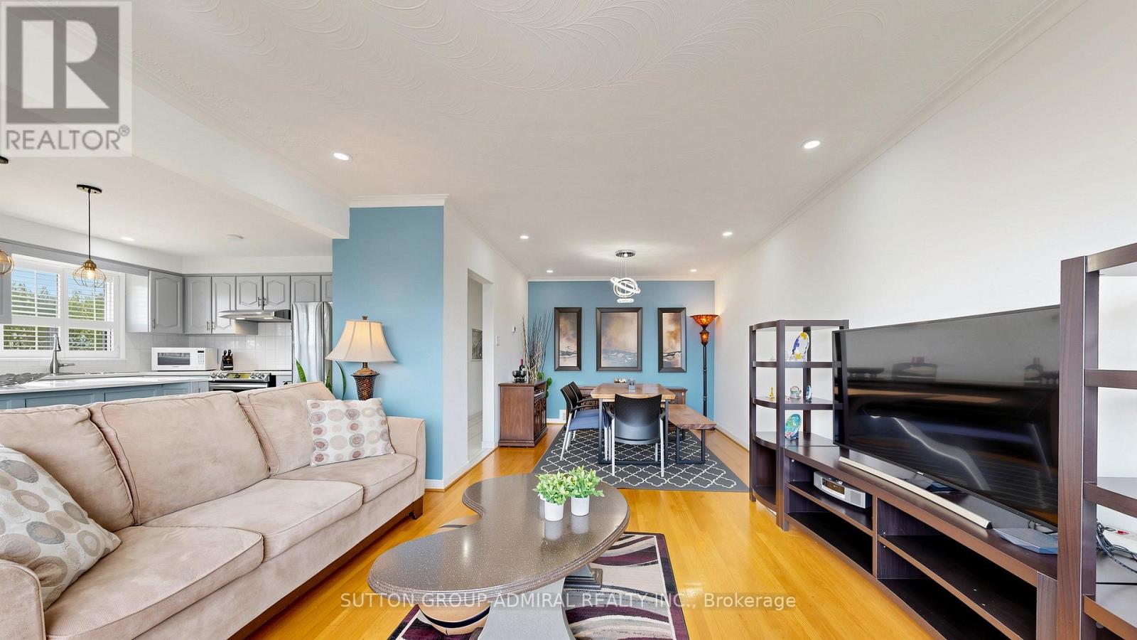 7 Whitbread Crescent, Toronto, Ontario  M3L 2A8 - Photo 11 - W13221968