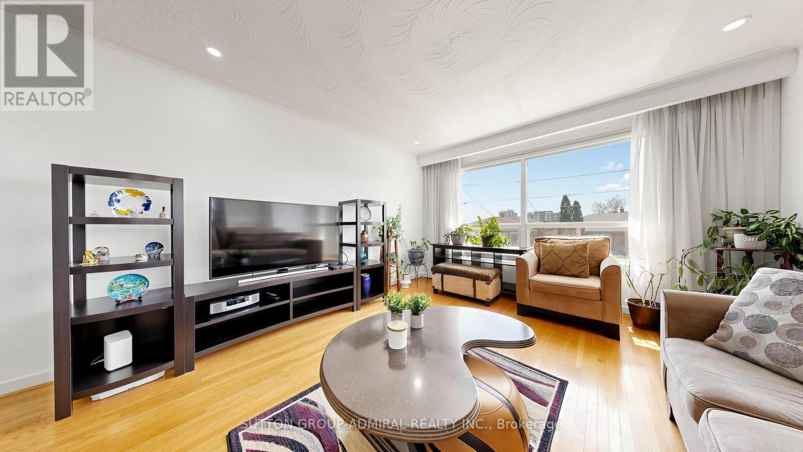 7 Whitbread Crescent, Toronto, Ontario  M3L 2A8 - Photo 15 - W13221968