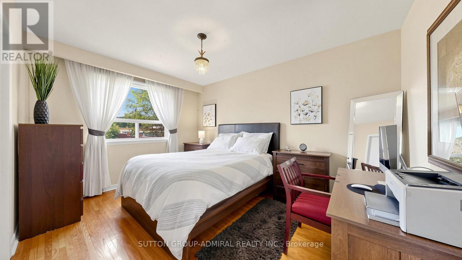7 Whitbread Crescent, Toronto, Ontario  M3L 2A8 - Photo 20 - W13221968