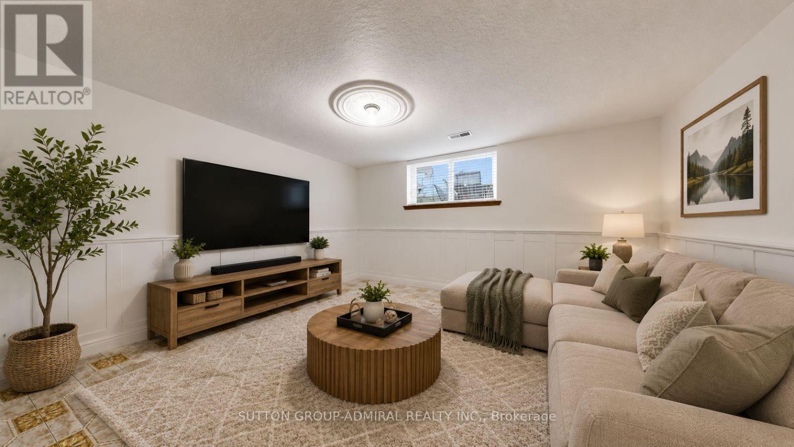7 Whitbread Crescent, Toronto, Ontario  M3L 2A8 - Photo 34 - W13221968