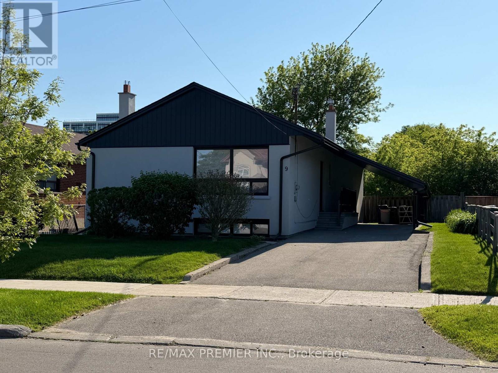 9 BLAYDON AVENUE