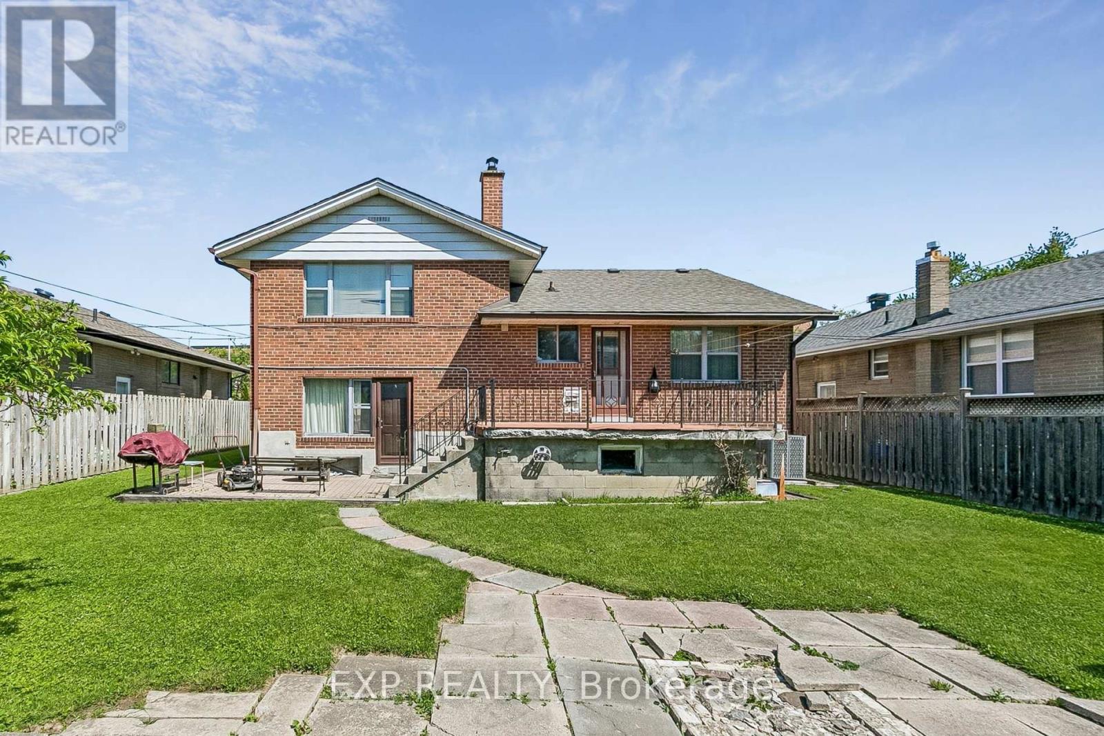 51 Playfair Avenue, Toronto, Ontario  M6B 2P8 - Photo 21 - W13222090
