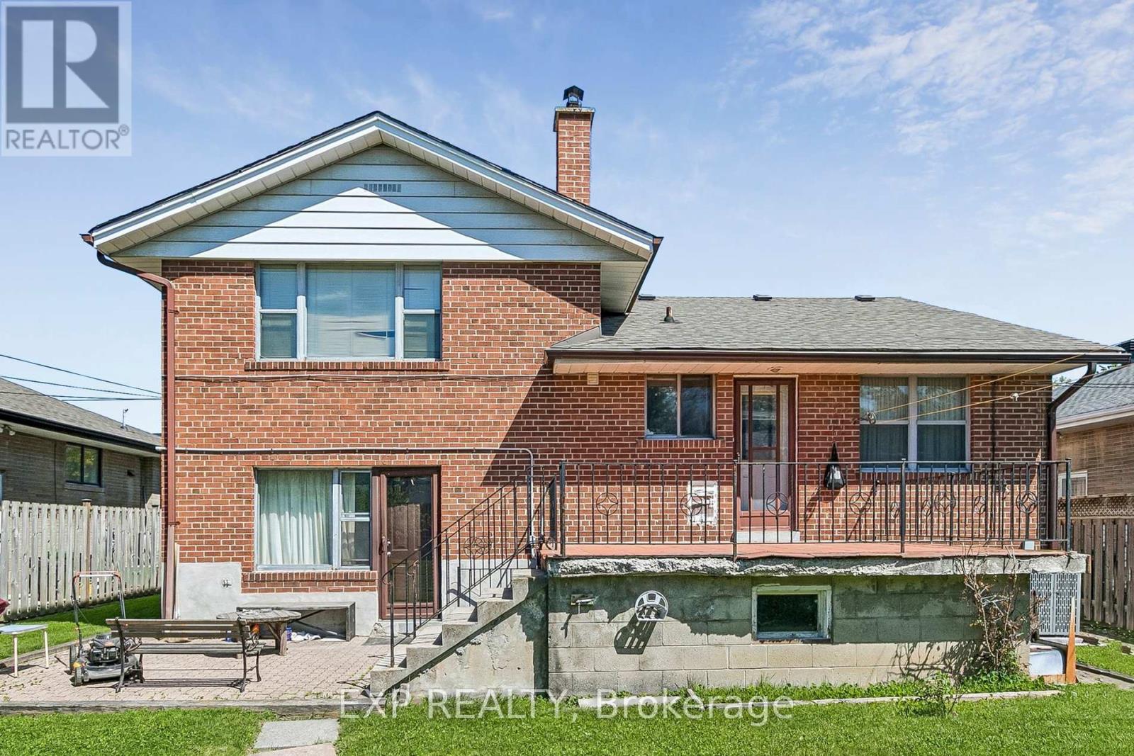 51 Playfair Avenue, Toronto, Ontario  M6B 2P8 - Photo 22 - W13222090