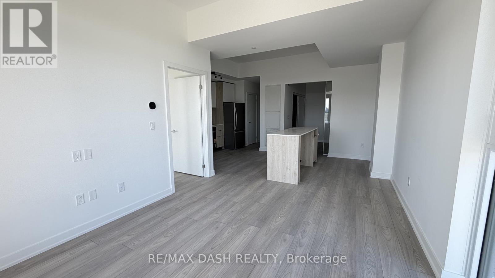 610 - 1007 The Queensway Avenue, Toronto, Ontario  M8Z 0H4 - Photo 8 - W13222136