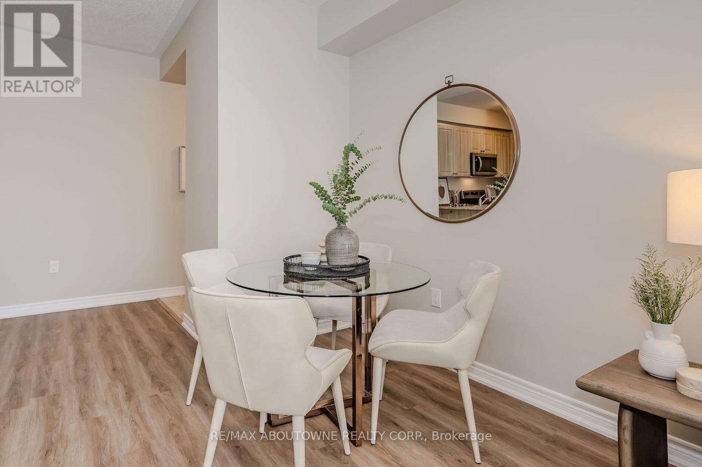 312 - 269 Georgian Drive, Oakville, Ontario  L6H 0L1 - Photo 7 - W13222150