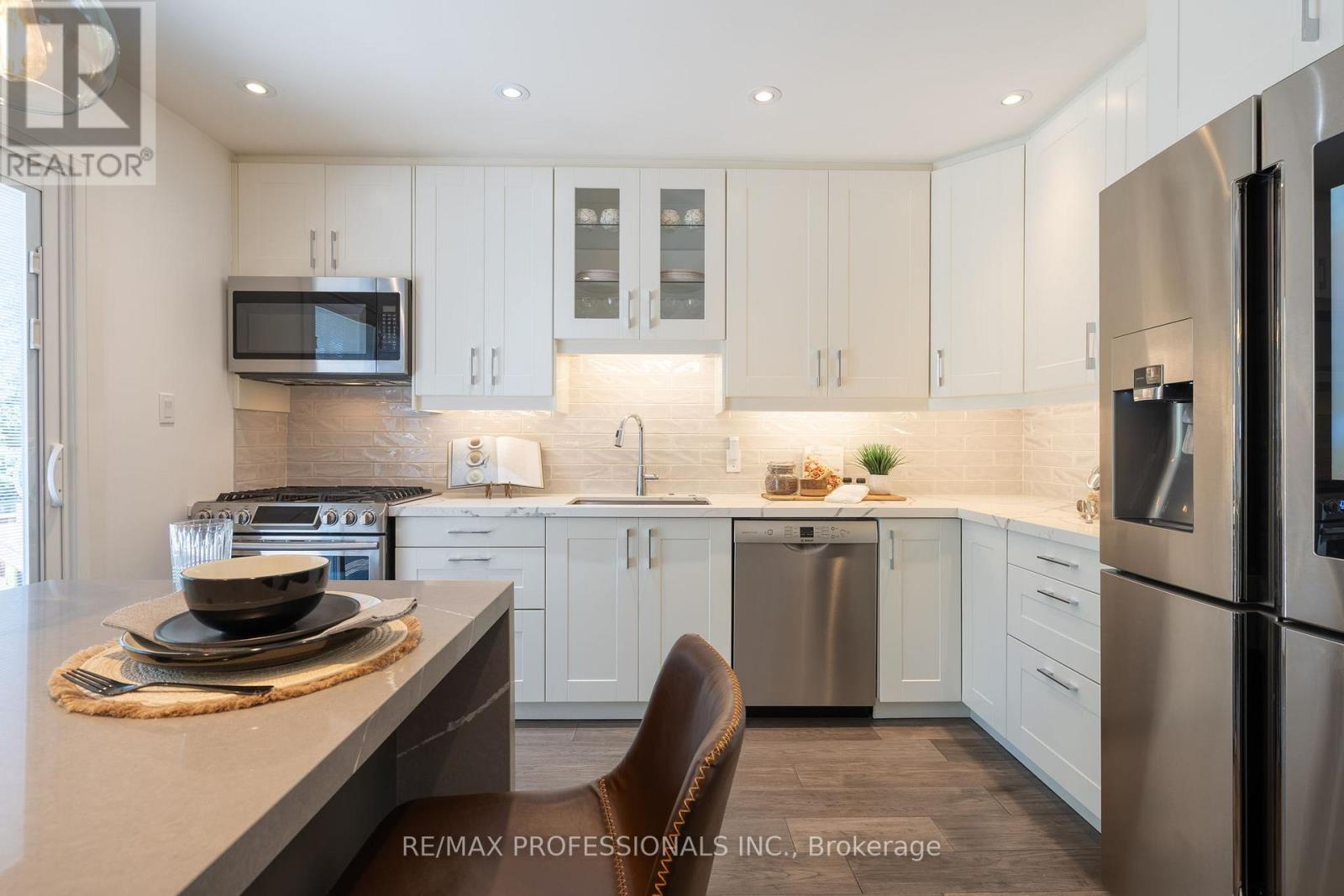 3125 Riverview Street, Oakville, Ontario  L6L 5J6 - Photo 11 - W13222172
