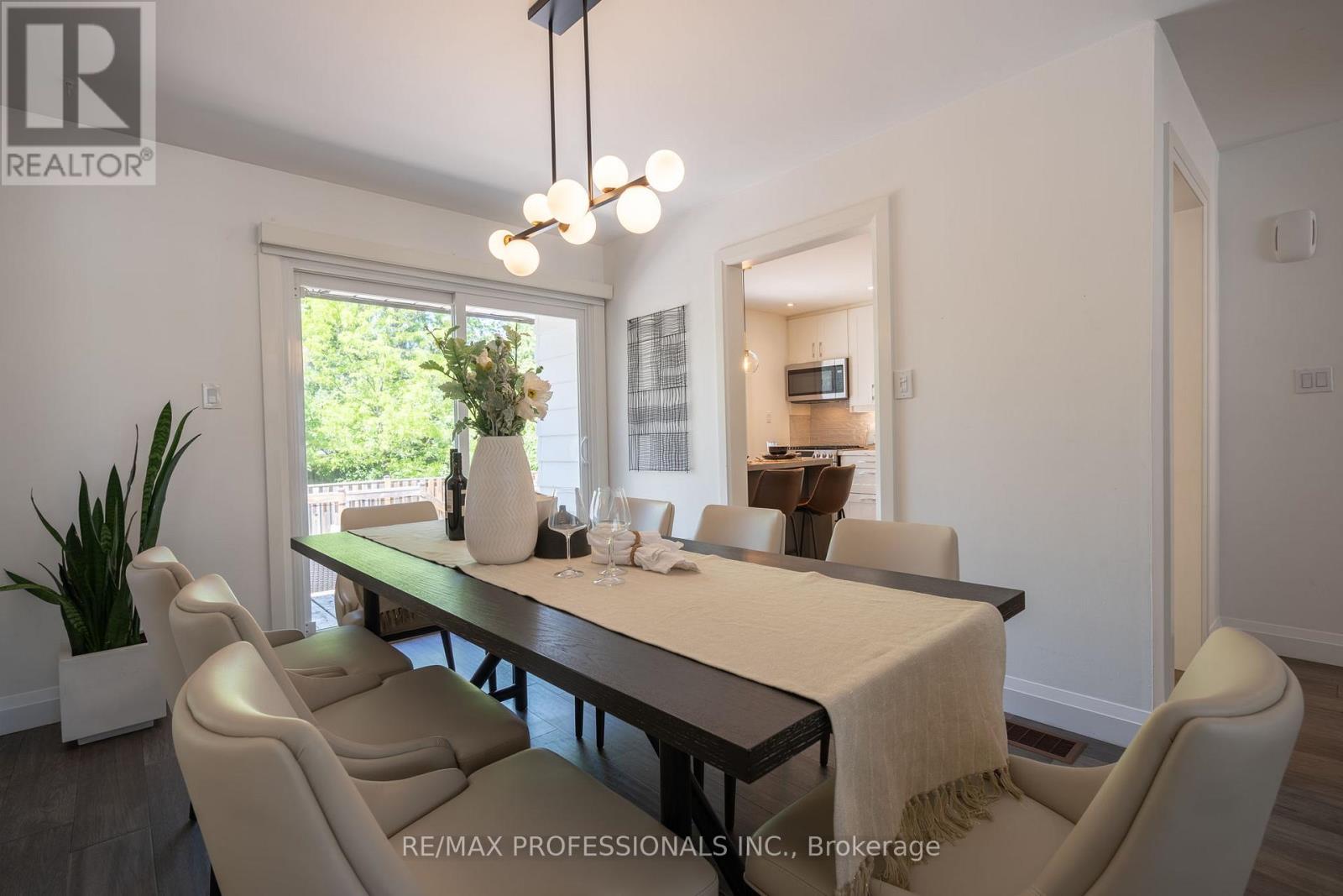 3125 Riverview Street, Oakville, Ontario  L6L 5J6 - Photo 7 - W13222172