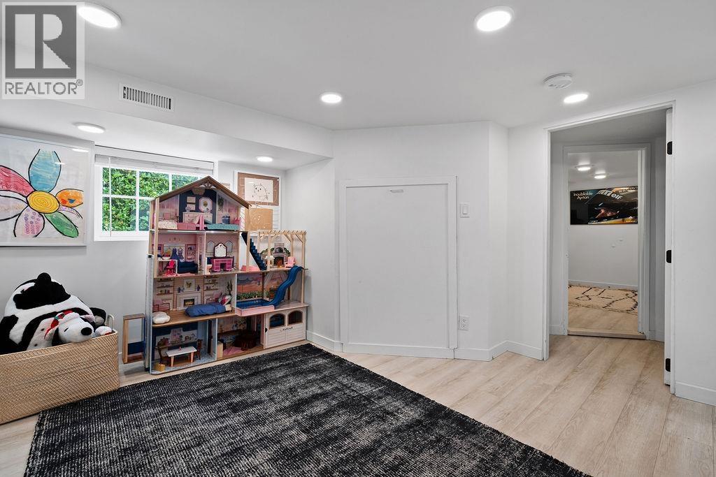 3392 W 8th Avenue, Vancouver, British Columbia  V6R 1Y4 - Photo 30 - R3130100