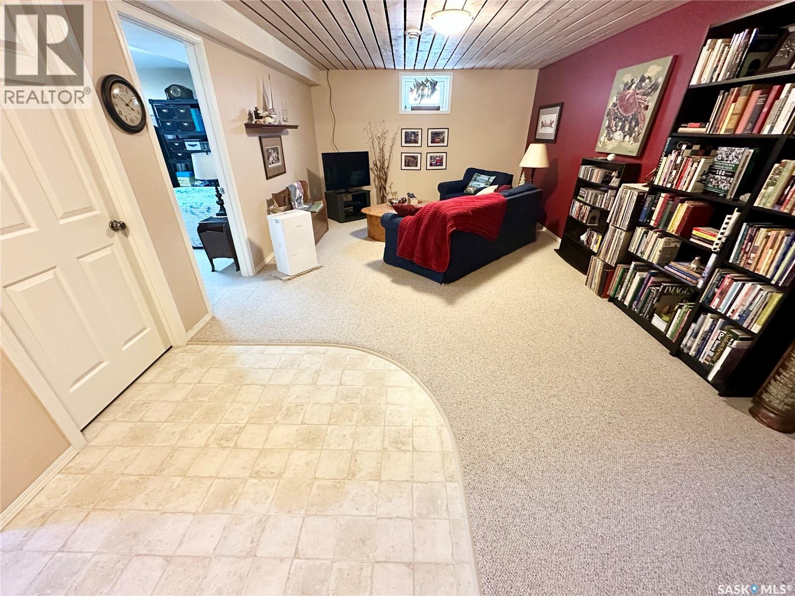 309 Russell Street, Stoughton, Saskatchewan  S0G 4T0 - Photo 14 - SK037623