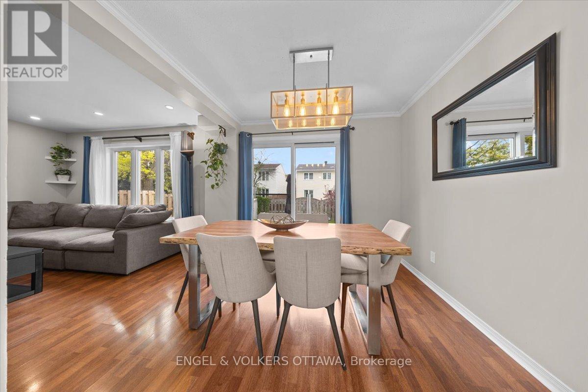 3762 Autumnwood Street, Ottawa, Ontario  K1T 2K8 - Photo 13 - X13222444