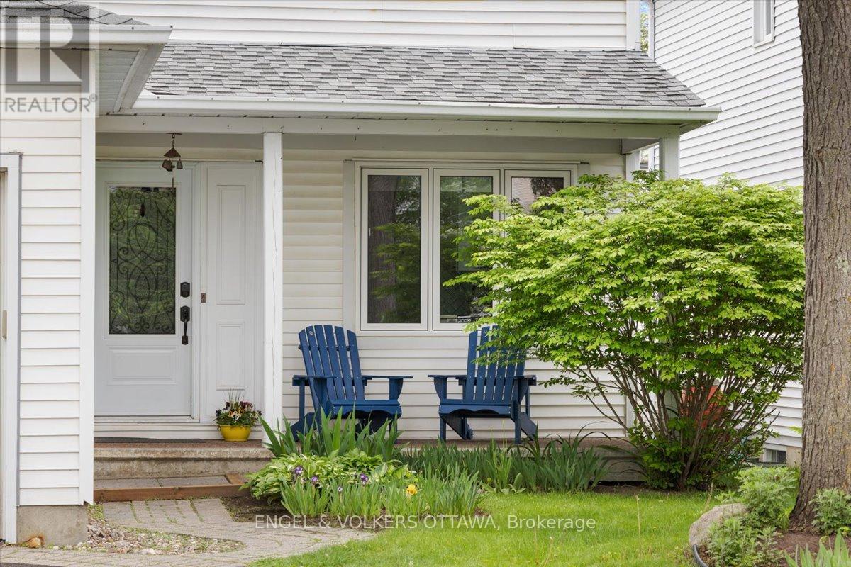 3762 Autumnwood Street, Ottawa, Ontario  K1T 2K8 - Photo 3 - X13222444