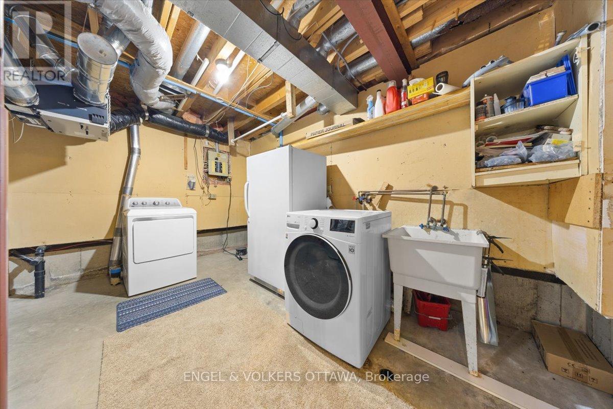 3762 Autumnwood Street, Ottawa, Ontario  K1T 2K8 - Photo 36 - X13222444