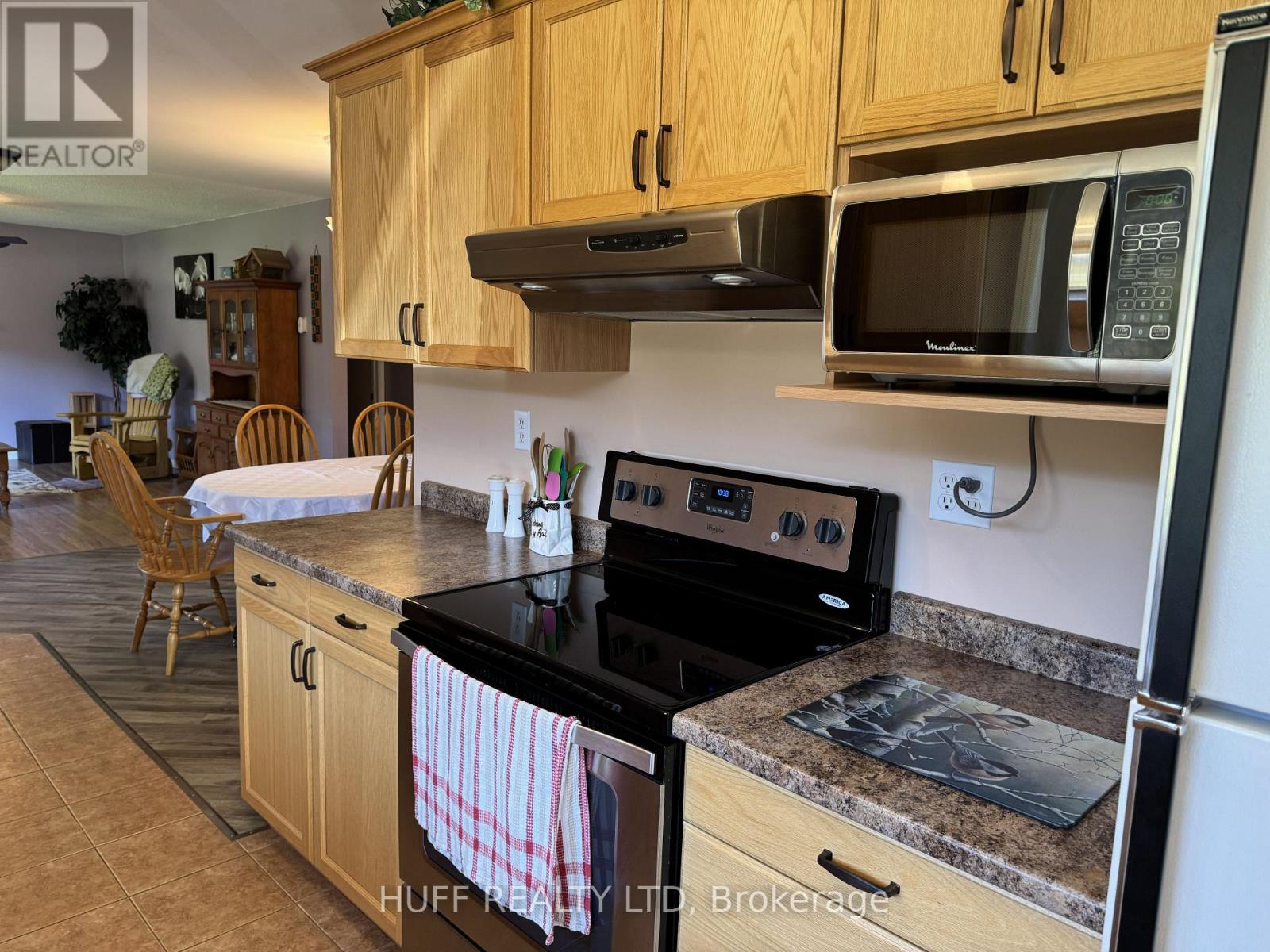 327045 Highway 560 Highway, Englehart, Ontario  P0J 1H0 - Photo 8 - T13222268