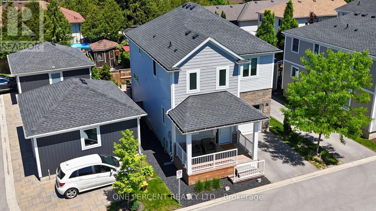 9 Princeton Common, St. Catharines, Ontario  L2N 0B7 - Photo 1 - X13221964