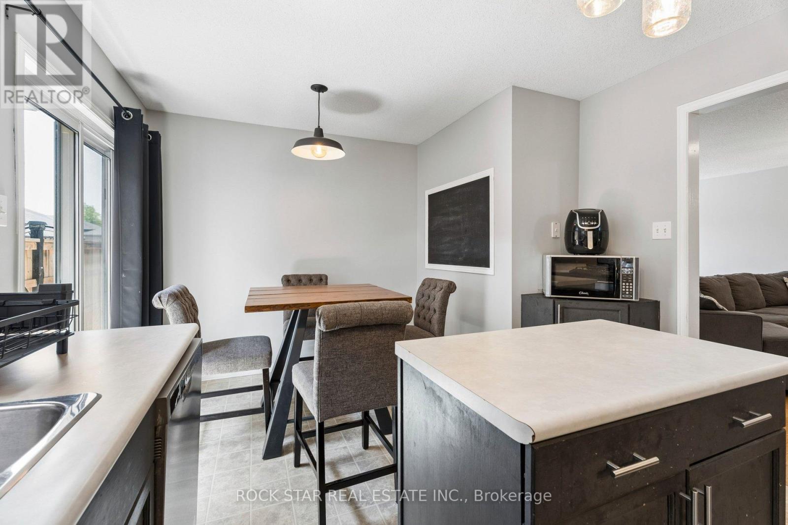 56 Golden Acres Drive, West Lincoln, Ontario  L0R 2A0 - Photo 6 - X13222166