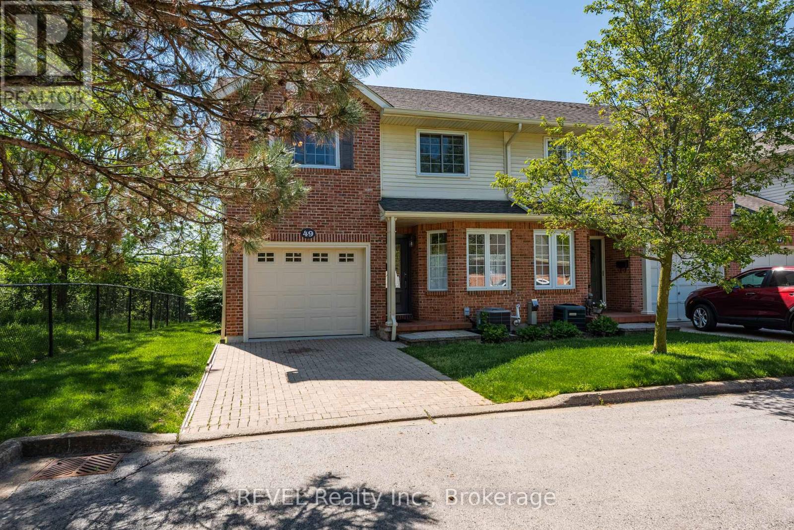 49 - 275 Pelham Road, St. Catharines, Ontario  L2S 3B9 - Photo 2 - X13222388